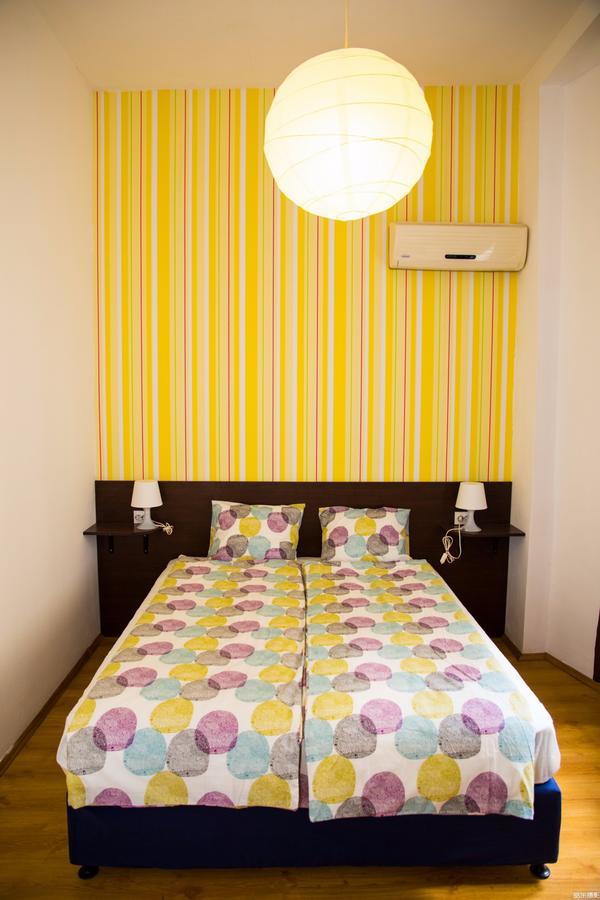 Sunflower Aparthotel Budapest Exteriör bild